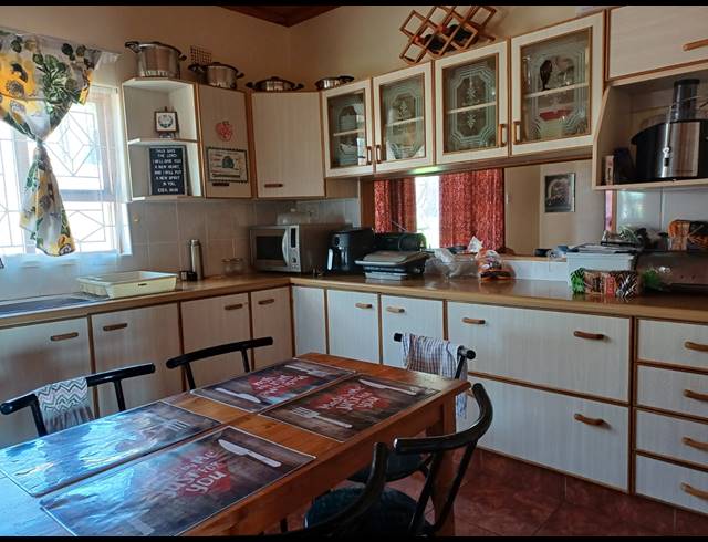 4 BEDROOM HOUSE FOR SALE IN ASPEN HEIGHTS